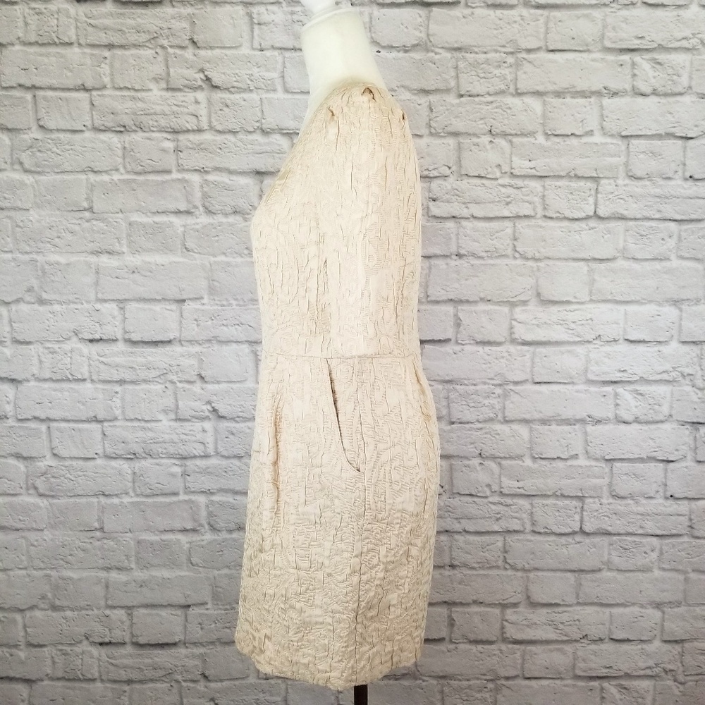 Darling dress cream brocade short sleeve scoop neckline back zipper size M - Picture 5 of 9